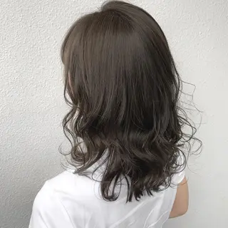 セミロング カラー ブリーチ koheiのヘアスタイル