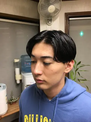 ミディアム メンズ 牧 颯斗のヘアスタイル