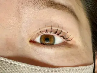 マツエク・マツパ 神谷 かりんの眉毛・アイブロウイメージ