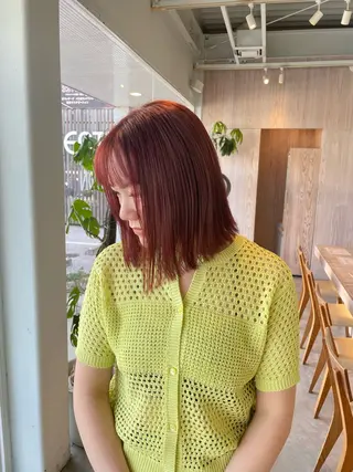 ミディアム カラー レイヤーカット/ マリアのヘアスタイル