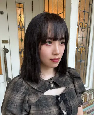 ミディアム カラー いもの こはるのヘアスタイル