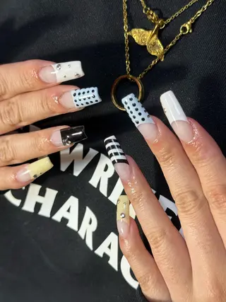 ネイル hazuki ☽ 5月予約受付中✨のネイルデザイン