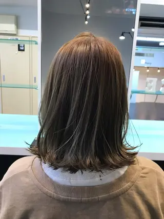 ミディアム カラー 浦田侑希 CODE.LINEのヘアスタイル