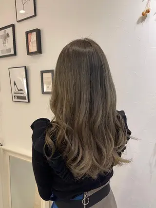 セミロング カラー 縮毛・酸性ストレート 特化のヘアスタイル