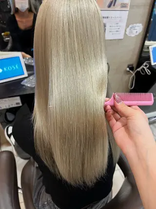 ロング 艶髪ブリーチカラー 💗manaka💗のヘアスタイル