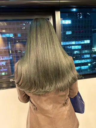 ロング カラー パーマ ヘアアレンジ 髪と音処　マトぺ所属・デザインカラー/ボブ ブリーチカラー/ユリのヘアスタイル