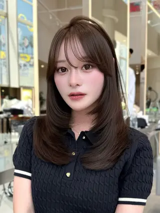 ロング スズキ マユウのヘアスタイル