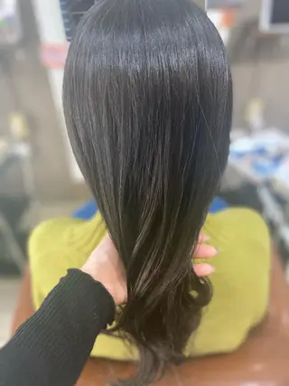 セミロング 加藤 知子のヘアスタイル