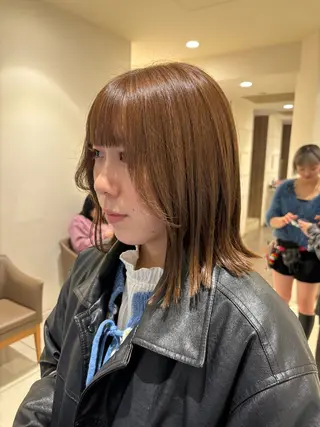 ミディアム 韓国レイヤー🪽 耳ツボジュエリーのヘアスタイル