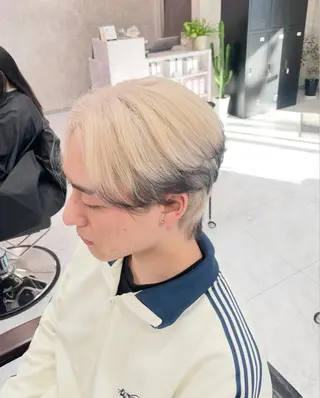 ショート 🦋ハイトーン🦋 石山 希理🦋のヘアスタイル