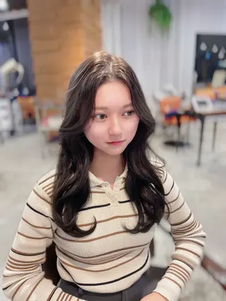 ロング のり🐼顔まわり/ 韓国/レイヤーカットのヘアスタイル