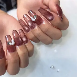 ネイル AKANE 🧴のネイルデザイン