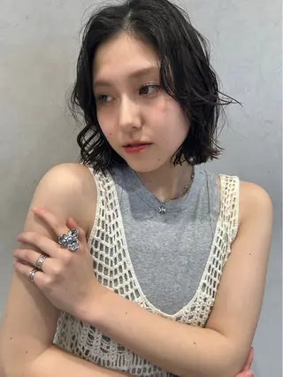 ミディアム カラー レイヤー/インナー カラー🦋ルイのヘアスタイル