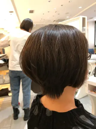 ショート カラー パーマ ヘアアレンジ 阪上 沙織のヘアスタイル
