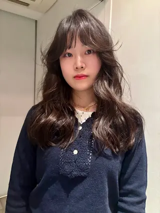 ロング 🐏Yuna＊透明感 ハイトーンカラー✨のヘアスタイル