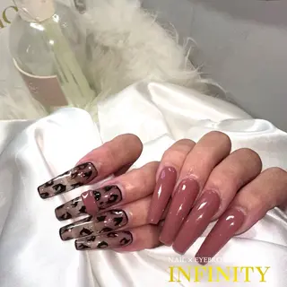 ネイル INFINITY Sachiのネイルデザイン