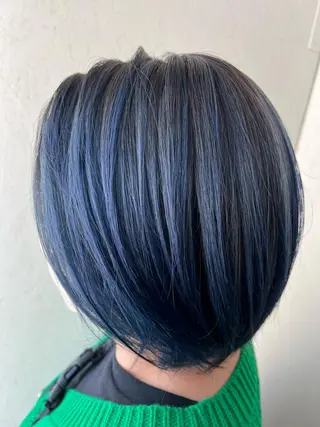 ショート カラー maimi .のヘアスタイル