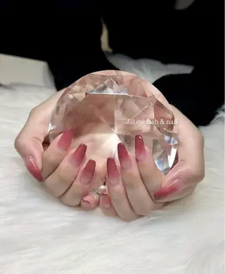 ネイル ami 𝜗𝜚˚⋆のネイルデザイン