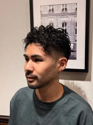 ショート パーマ ヘアアレンジ メンズ LAVIE NEW STANDARD BARBER五反田店所属・YAMANOBE ENAのエステ・リラクイメージ