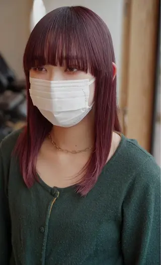 ロング カラー ナガス カズアキのヘアスタイル