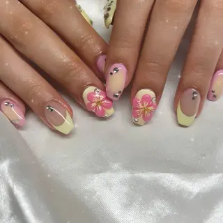 ネイル BlueDaisy 栄本店のネイルデザイン