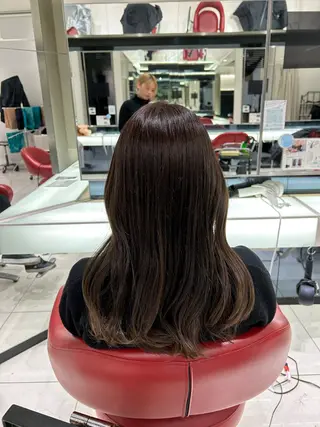 カラー Hotaru/梅田 /茶屋町のヘアスタイル