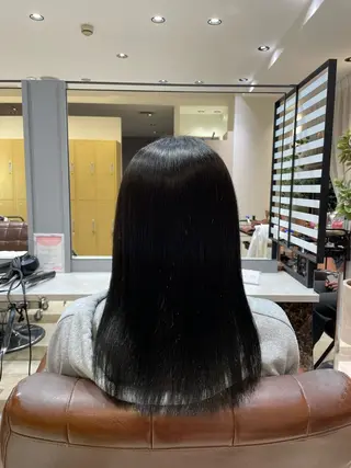 ロング 🧸顔周りカット /透明感🎀のヘアスタイル
