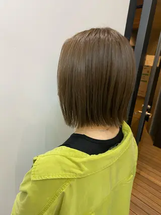 ショート カラー ヒラノホナミ 🫧透ける艶髪🫧のヘアスタイル