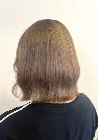 ミディアム カラー OJIMA YUKAのヘアスタイル