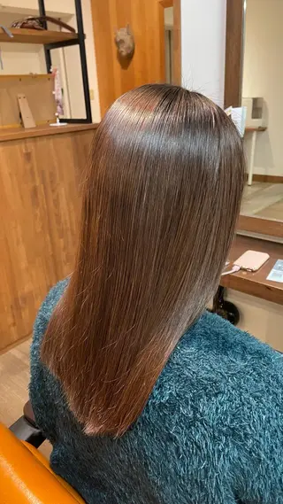 ミディアム chillout🌱 武田安未のヘアスタイル