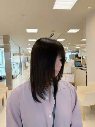 セミロング 推し活/韓国/ブリー チカラーminamiのヘアスタイル