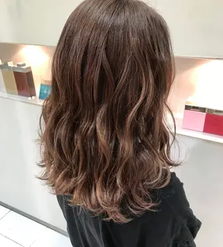 カラー SHOTA 大人ショートのヘアスタイル