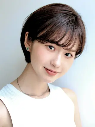 ショート カラー LOOP hairのヘアスタイル