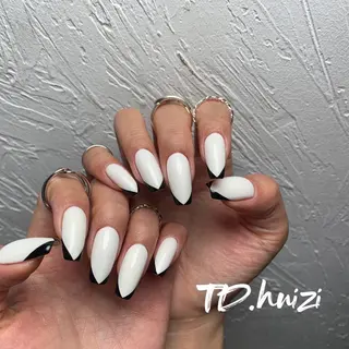 ロング めぐみのネイルサロン スタッフ練習のネイルデザイン