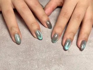 ネイル tliengle ［ﾄﾘｱﾝｸﾞﾙ］のネイルデザイン