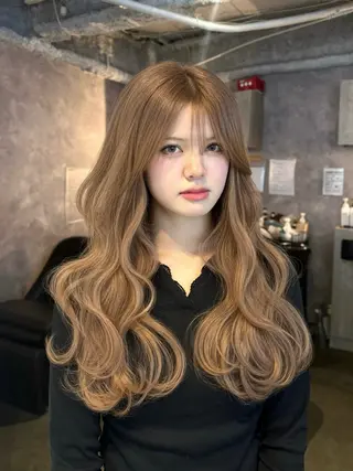 ミディアム カラー ヘアアレンジ 🌱巴結生🌿大宮 ☁️ミルクティーのヘアスタイル