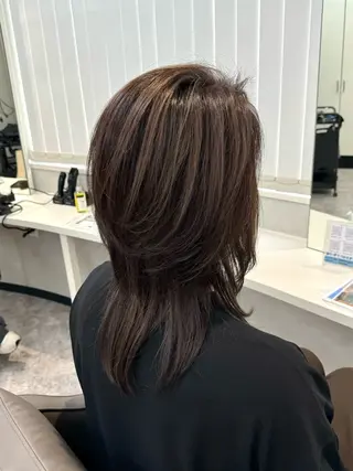 セミロング カラー A BY WHO あおきのヘアスタイル