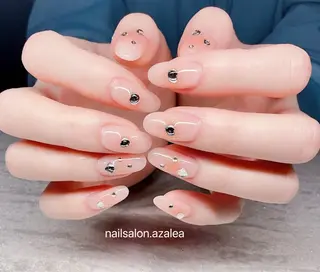 ネイル R inのネイルデザイン