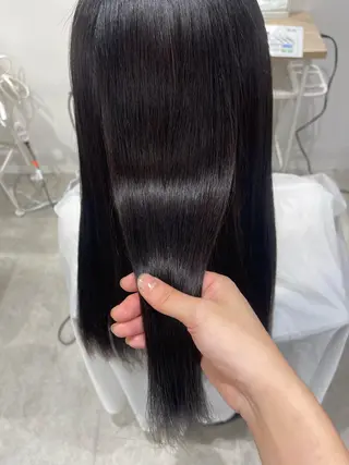 ロング ARISA︎ メンズハイトーンのヘアスタイル