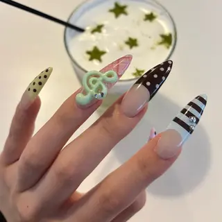 ネイル schon yuinaのネイルデザイン