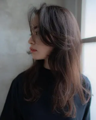 ロング カラー 杉山 夏希のヘアスタイル