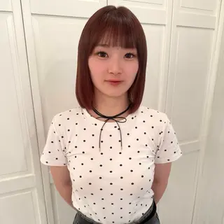 ミディアム カラー 升方 楓のヘアスタイル