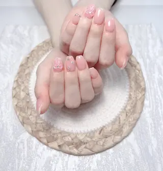 ネイル uu ネイルサロン関内🌼のネイルデザイン