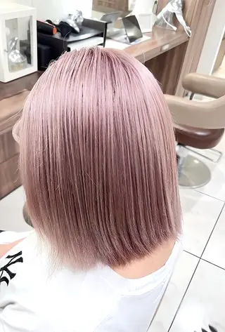 セミロング カラー 渡邊楓果／髪質改善 ブリーチ/カラーのヘアスタイル