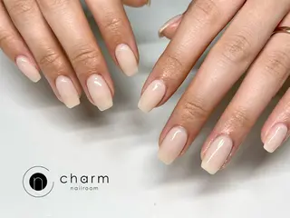 ネイル ネイルルーム チャームのネイルデザイン