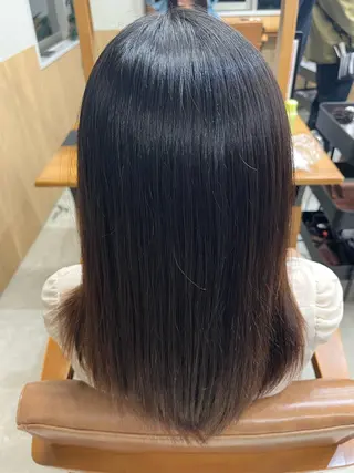 ミディアム レイヤー/縮毛矯正 /新宿/佐藤巧己✨のヘアスタイル