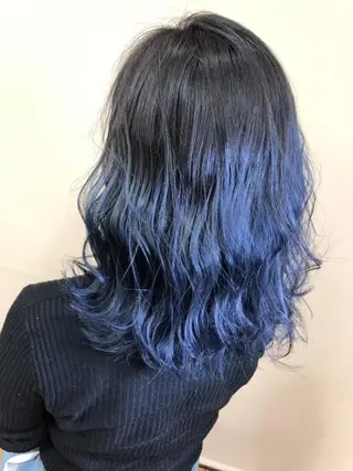 セミロング カラー hair studio  jyym's所属・ボーイッシュ美容師 刈り上げ/ショートのヘアスタイル