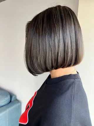 ショート カラー ヘアアレンジ Luana / 公式 / 大通のヘアスタイル