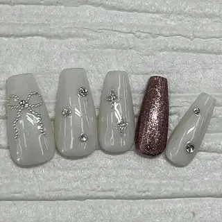 ネイル Nail salon Honey Beeのネイルデザイン
