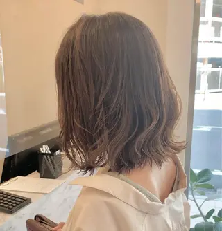 ミディアム カラー 農添 杏のヘアスタイル